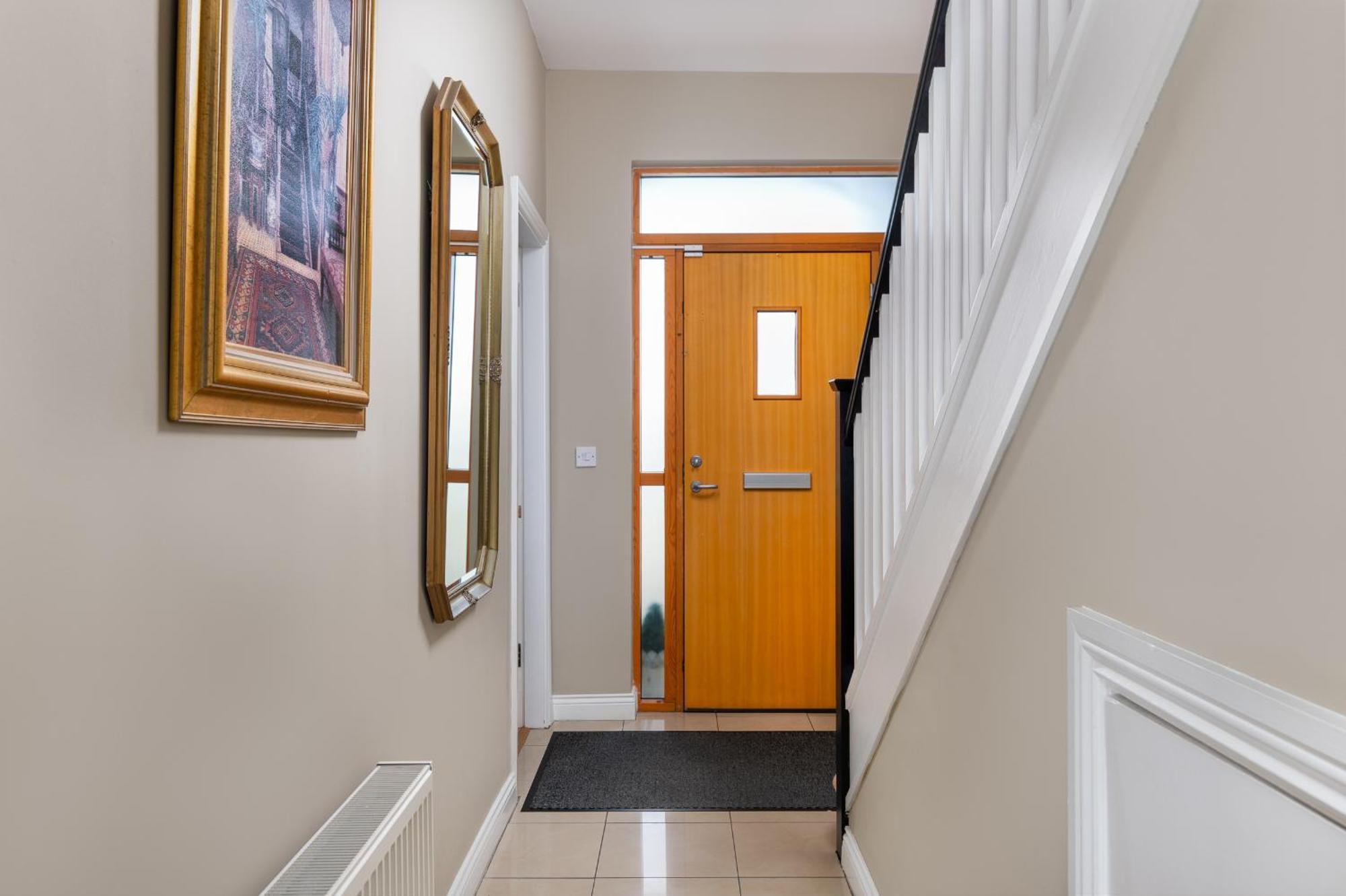 Shannonside - Stylish 5 Bed Marina & 40ft Mooring Holiday home Termonbarry